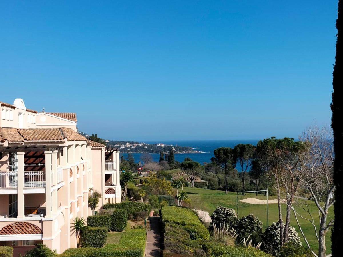 Studio 4P Vue Mer Calme Cap Esterel Saint-Raphael  Exterior photo